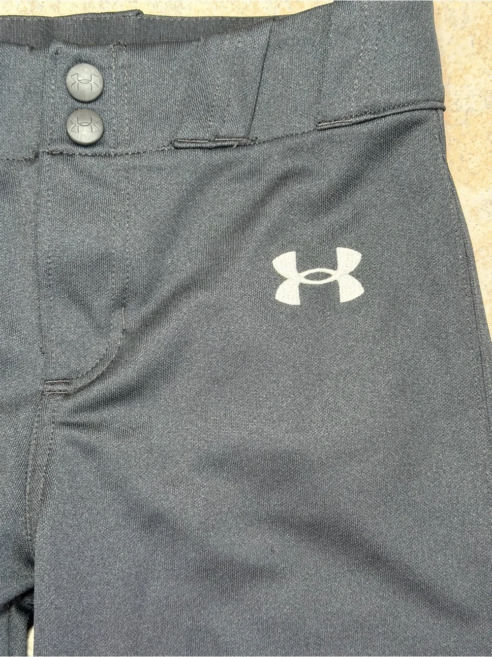 Boys Under Armour baseball pants size medium black